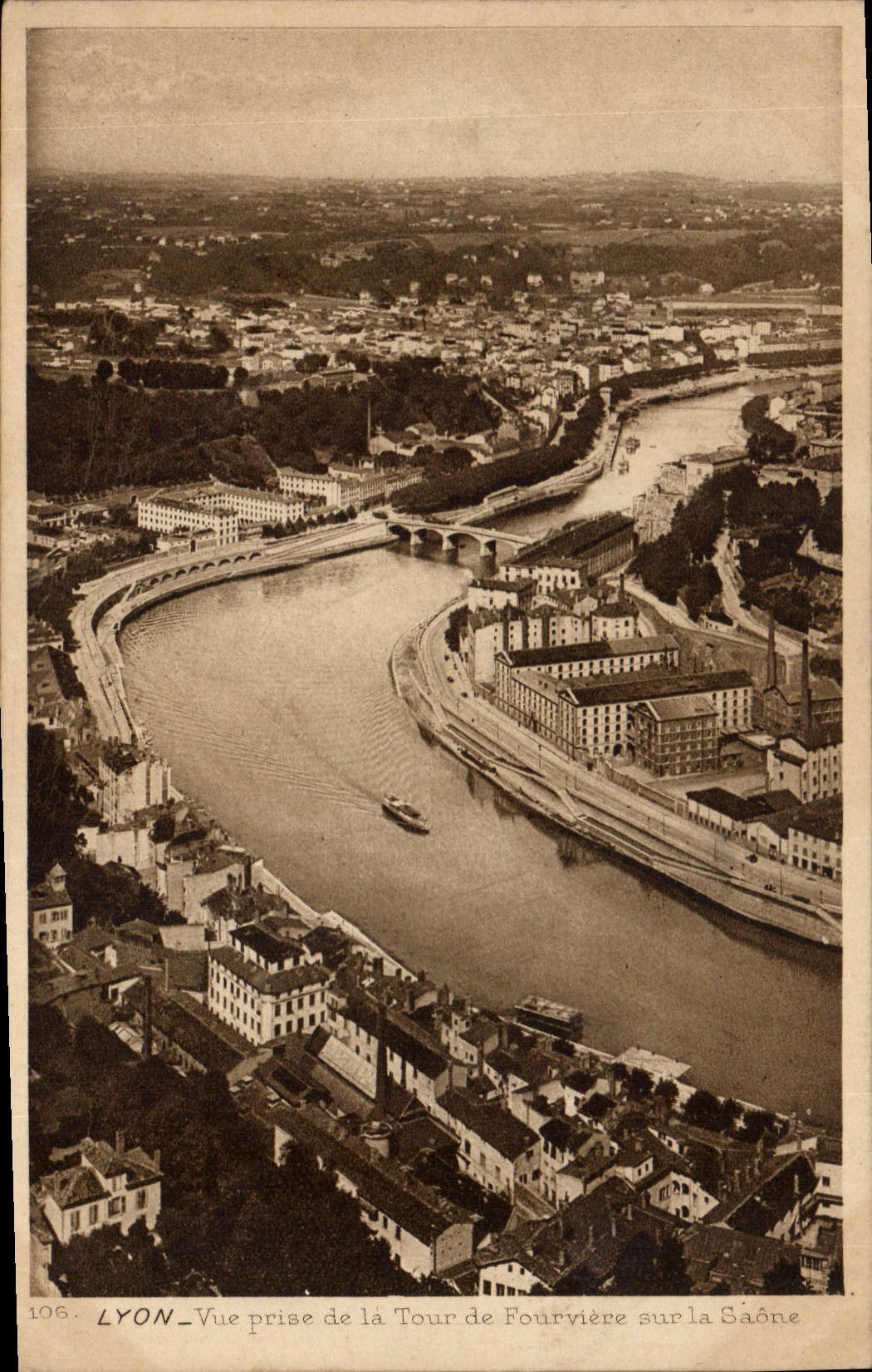 CPA Lyon Vue prise de la Tour de Fourviere sur la Saone