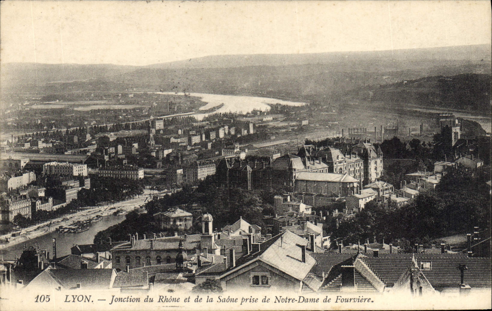 CPA Lyon Jonction du Rhone et de la Saone prise de Notre Dame de Fourviere