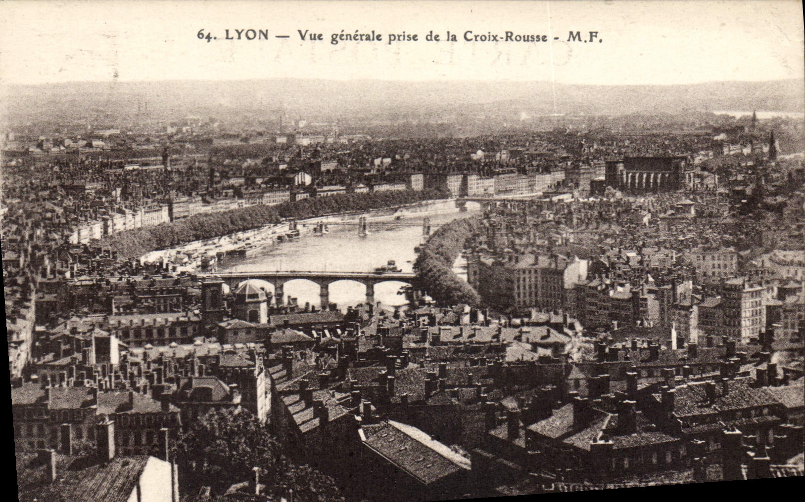 CPA Lyon Vue generale prise de la Croix Rousse