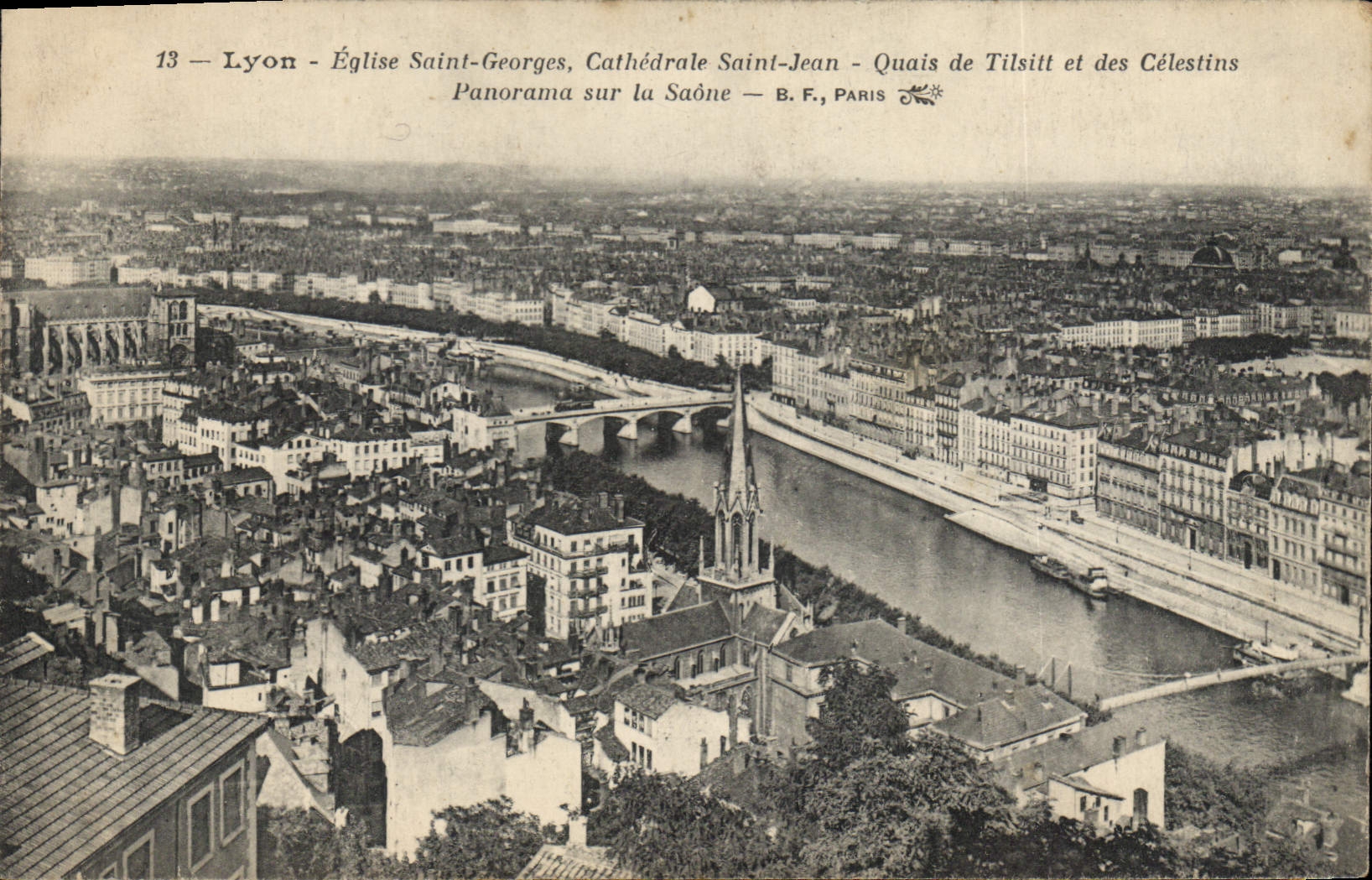 CPA Lyon Eglise Saint Georges Cathedrale Saint Jean Quais de Tilsitt et des Celestins Panorama sur l