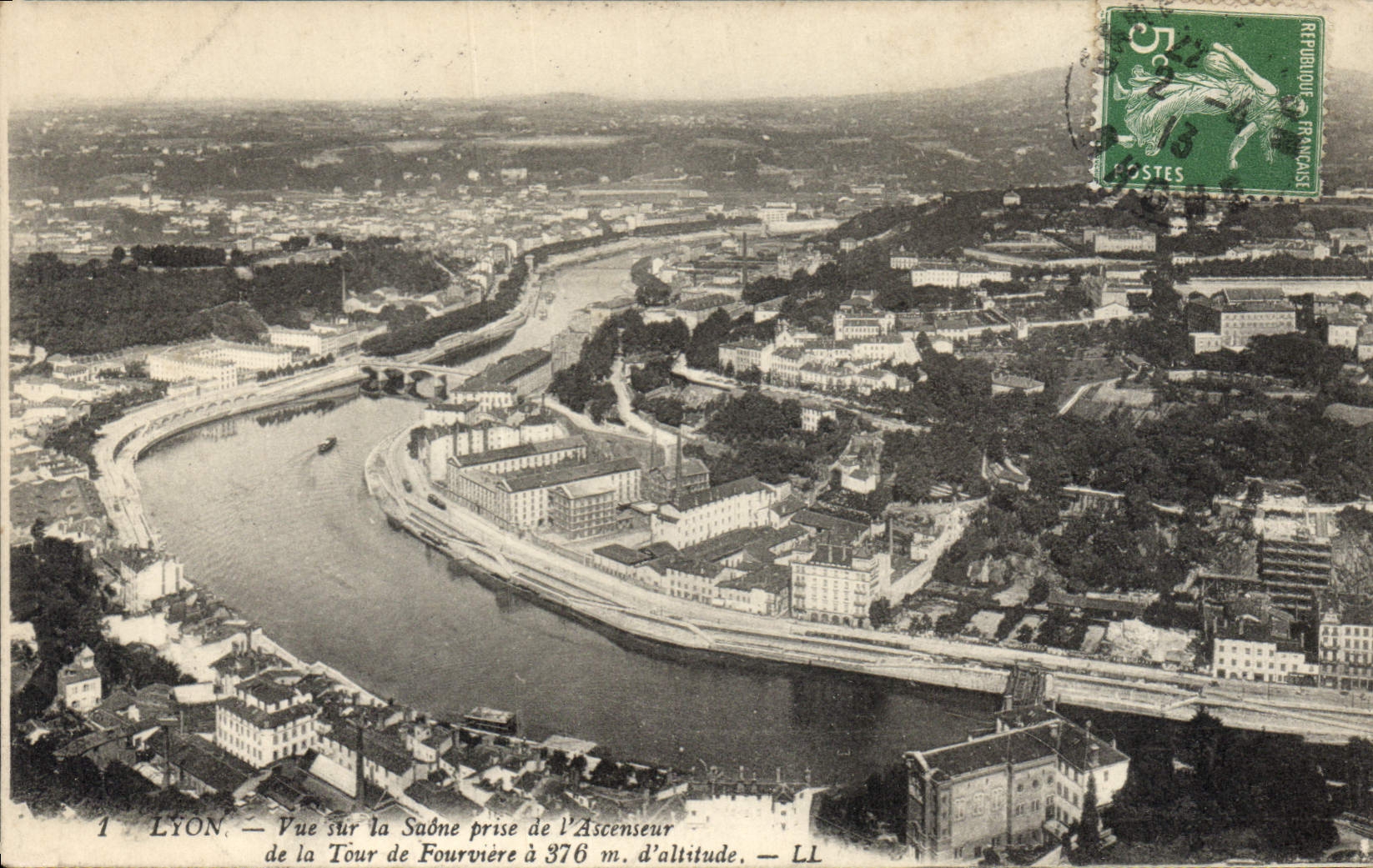 CPA Lyon Vue sur la Saone prise de l'Ascenseur de la Tour de Fourviere a 376m d'altitude
