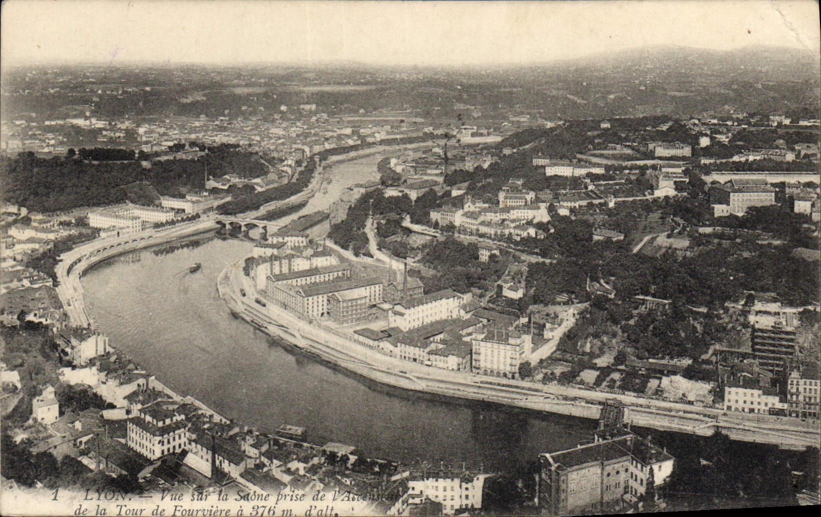 CPA Lyon Vue sur la Saone prise de l'Aval de la Tour de Fourviere a 376m d'alt
