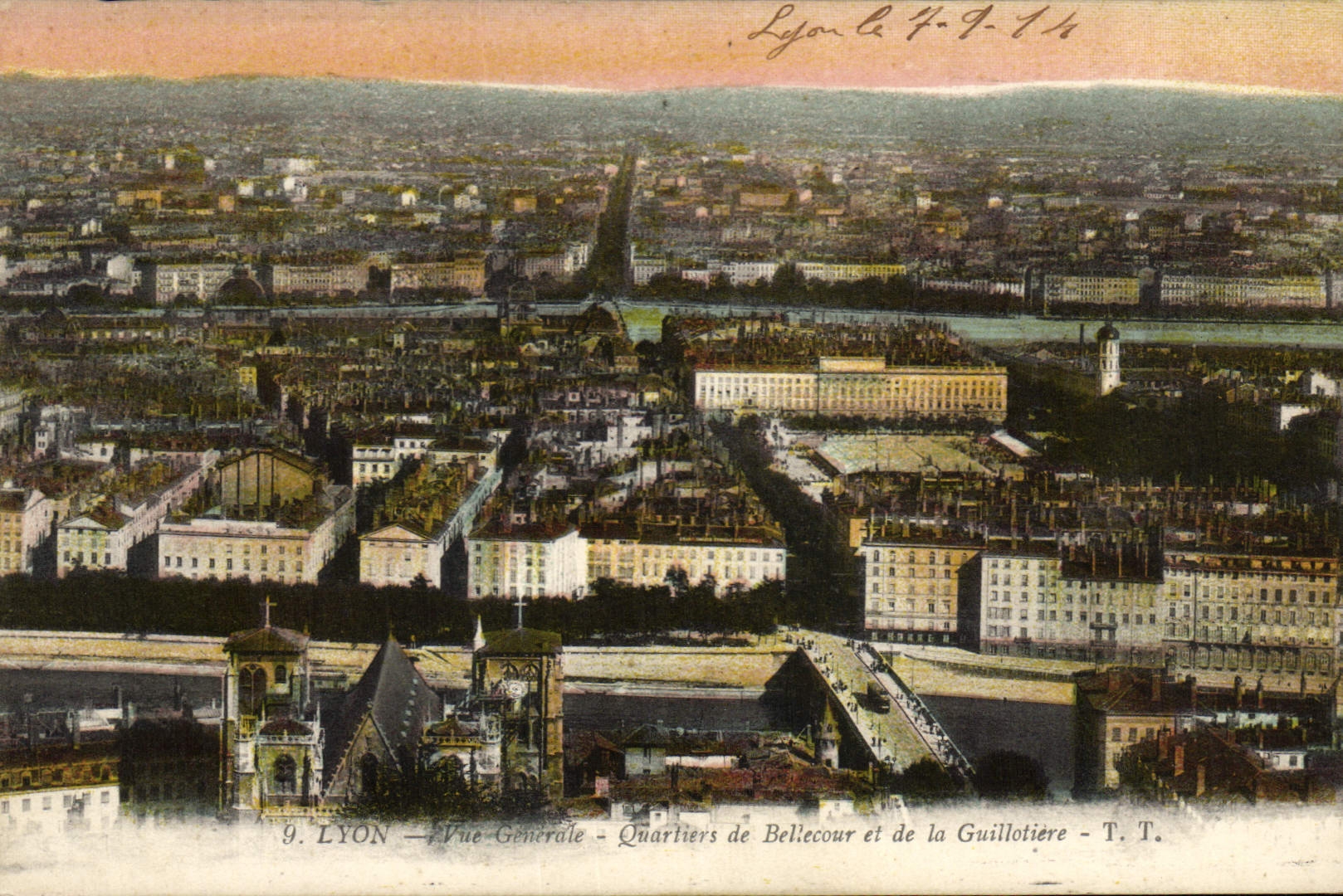 CPA Lyon Vue Generale Quartiers de Bellecour et de la Guillotiere