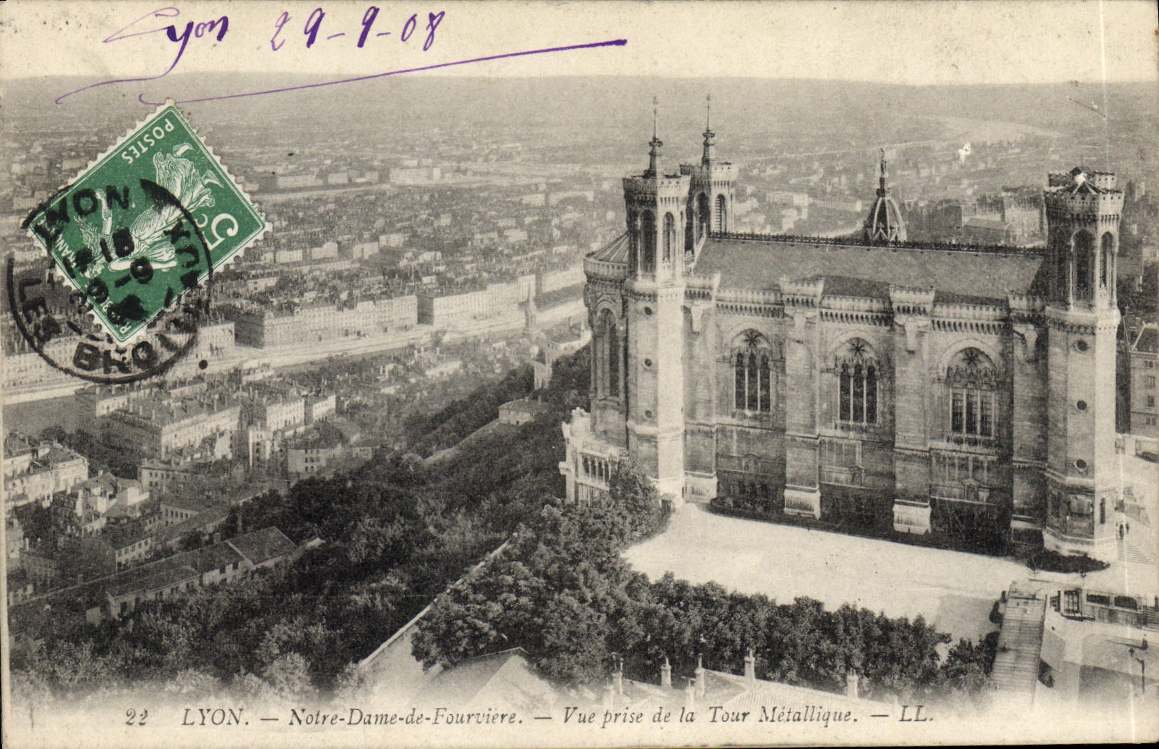CPA Lyon Notre Dame de Fourviere Vue prise de la Tour Metallique