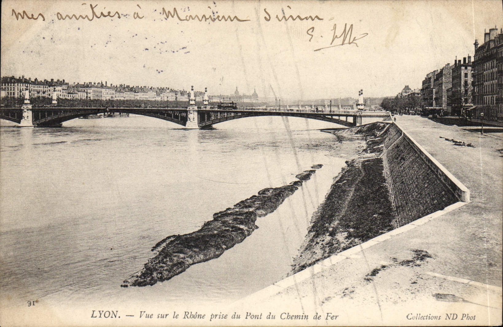 CPA Lyon Vue sur le Rhone prise du Pont du Chemin de Fer