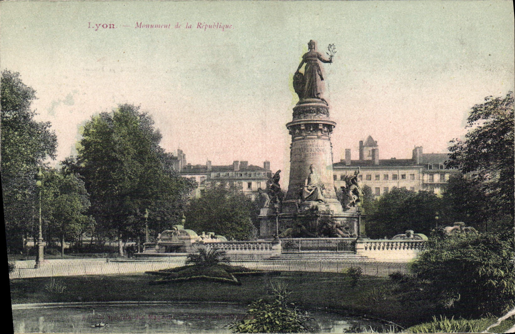 CPA Lyon Monnument de la Republique