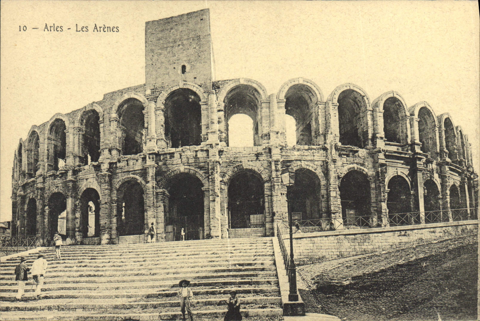 CPA Arles Les Arenes