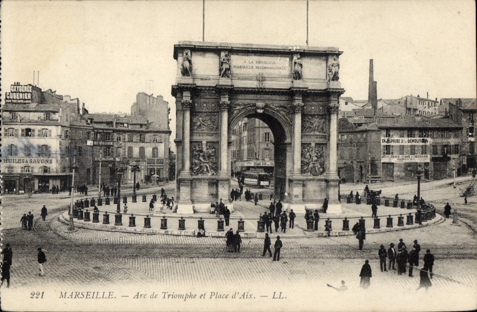 CPA Marseille Arc de Triomphe et Place d'Aix