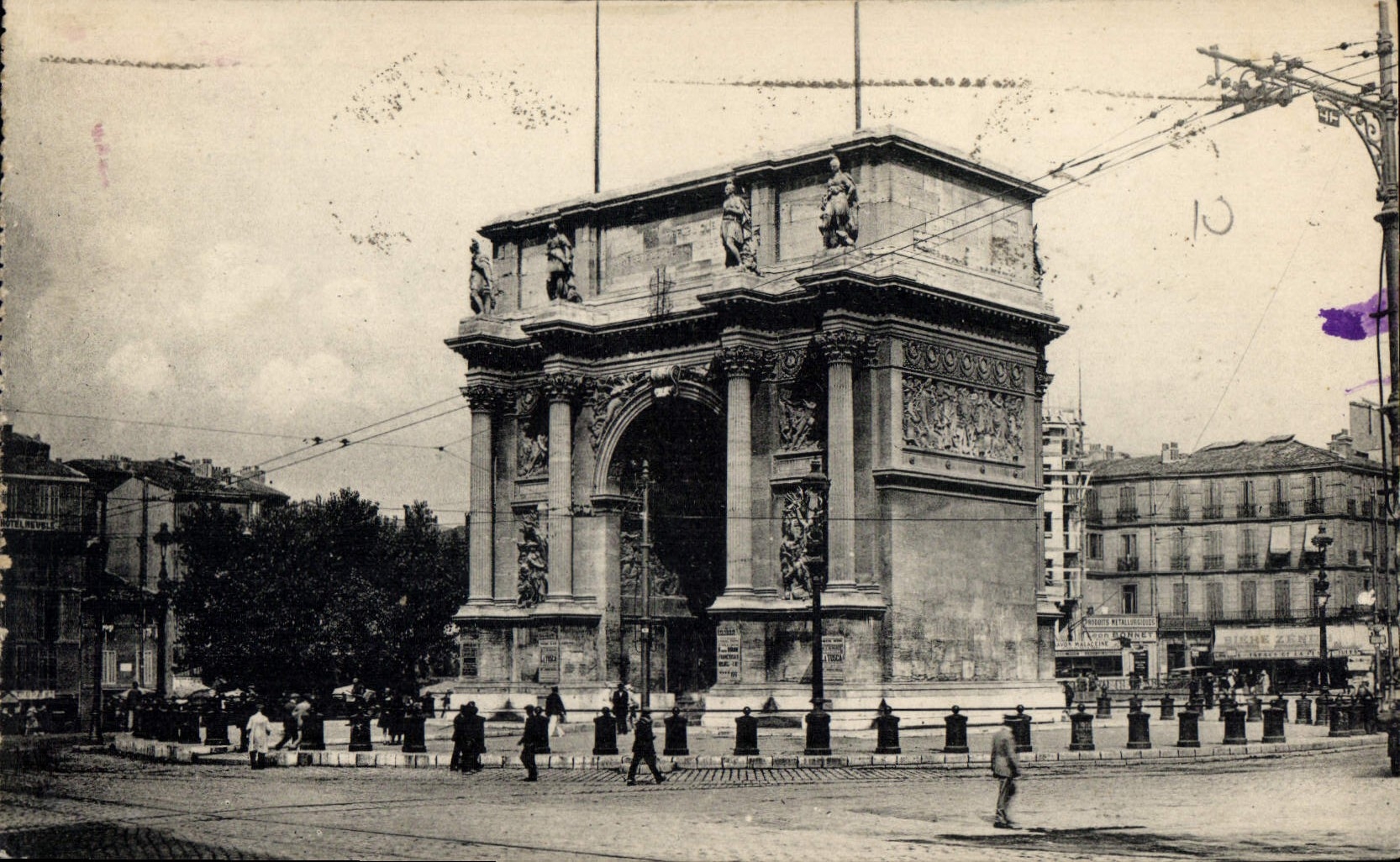 CPA Marseille La Place Jules Guerde et l'Arc de Triomphe