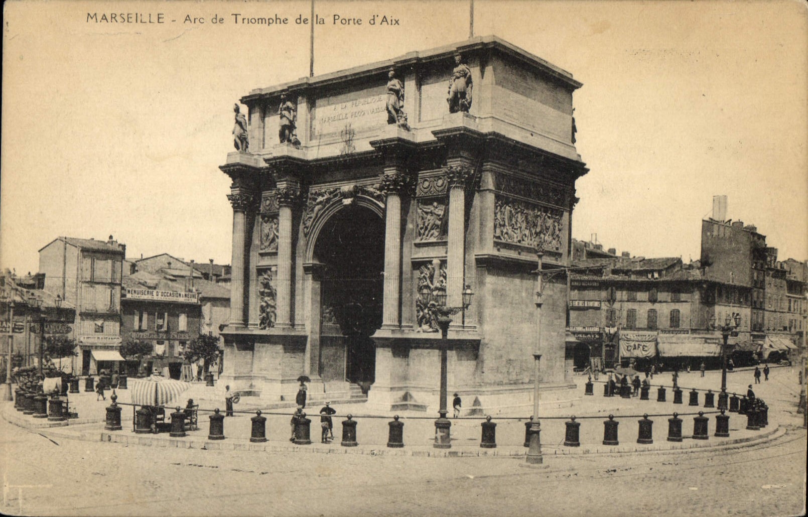 CPA Marseille Arc de Triomphe de la Porte d'Aix