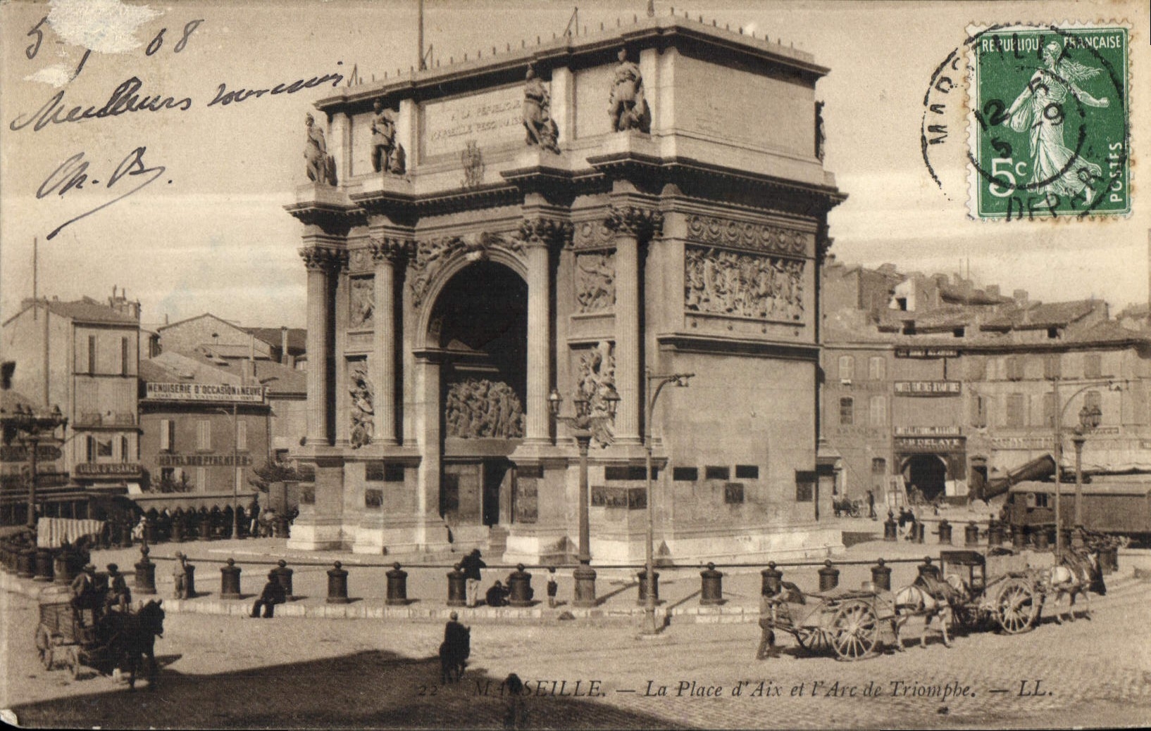 CPA Marseille La Place d'Aix et l'Arc de Triomphe
