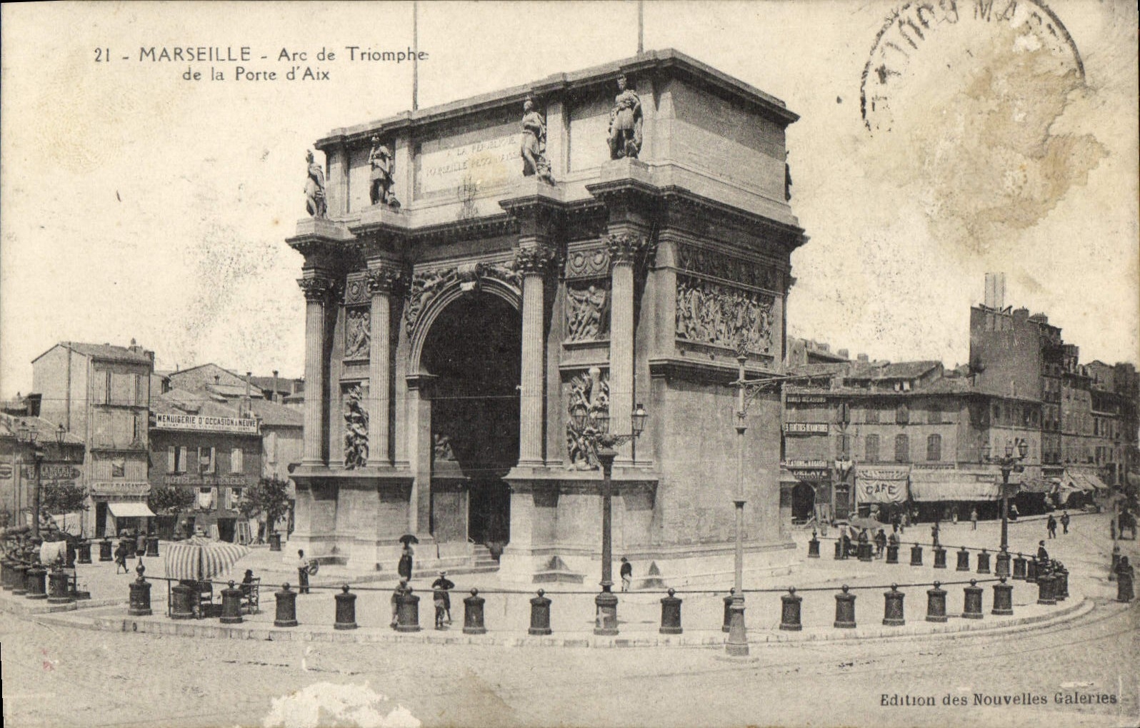 CPA Marseille Arc de Triomphe de la Porte d'Aix 