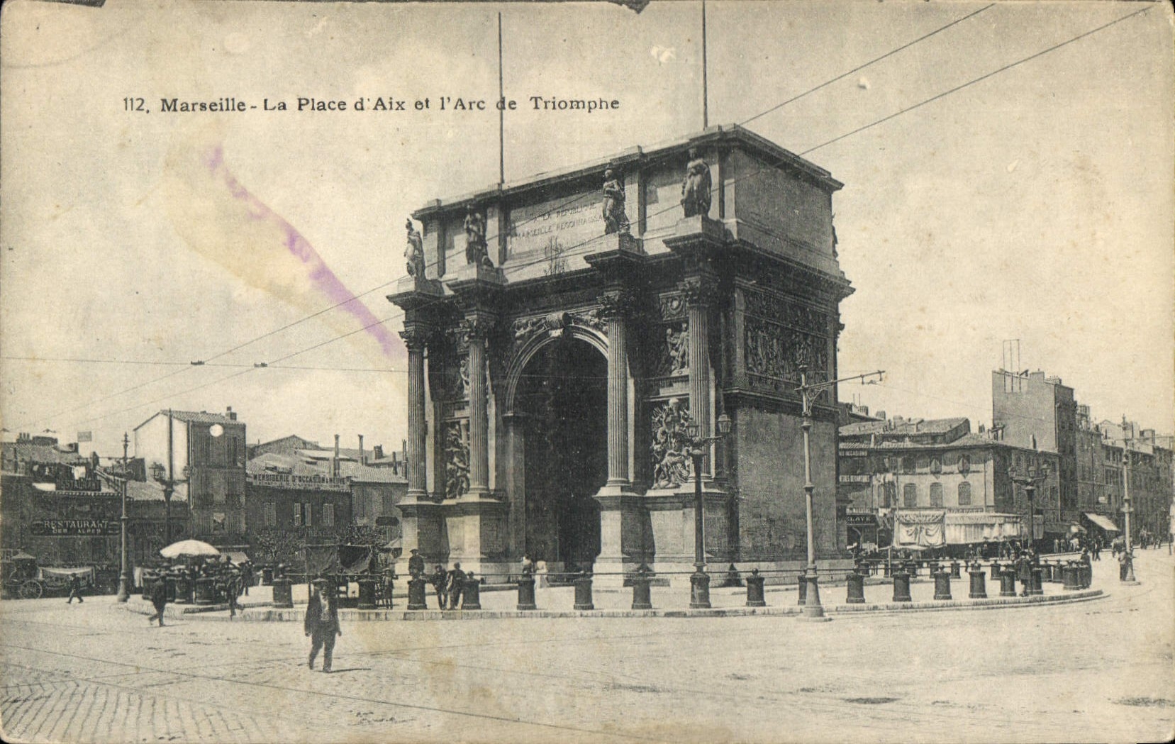 CPA Marseille La Place d'Aix et l'Arc de Triomphe