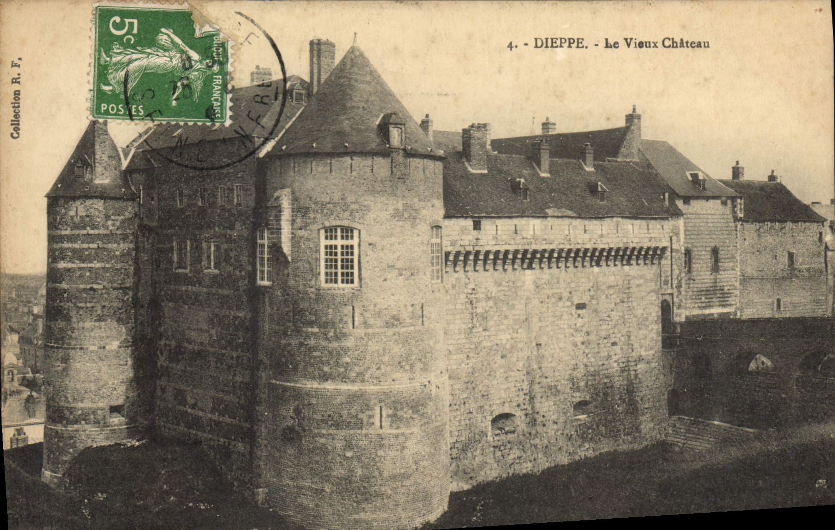 CPA Dieppe Le Vieux Chateau 