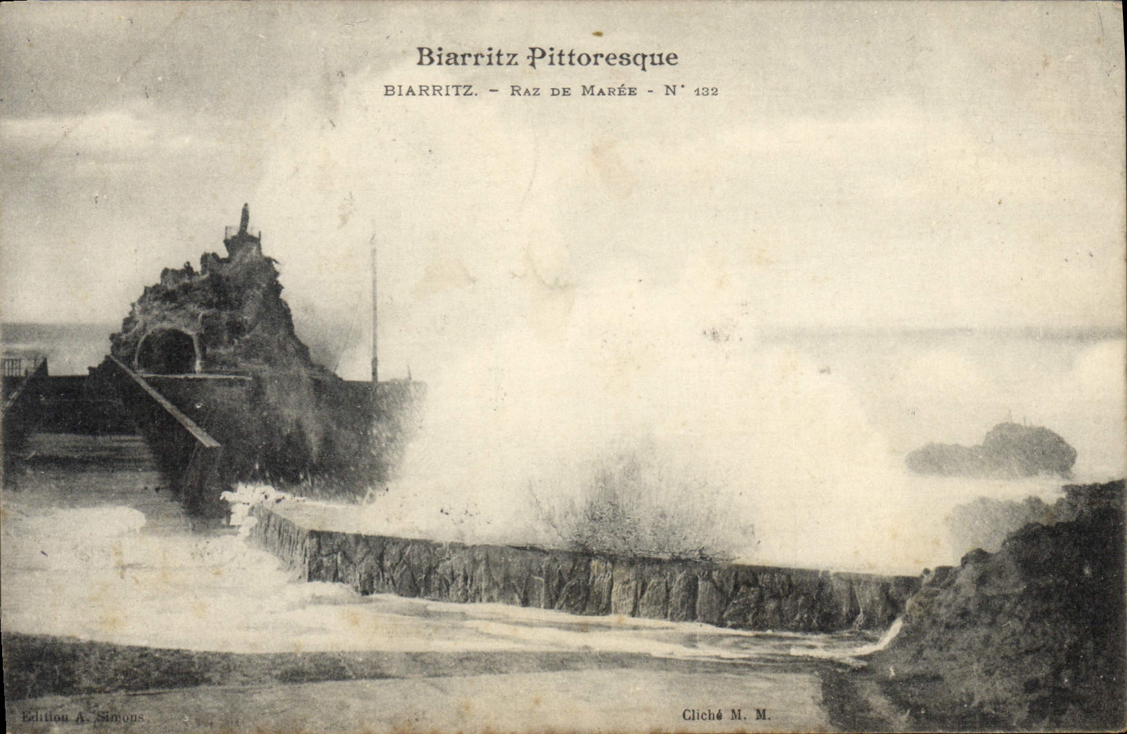 CPA Biarritz Pittoresque Biarritz Raz de Maree 