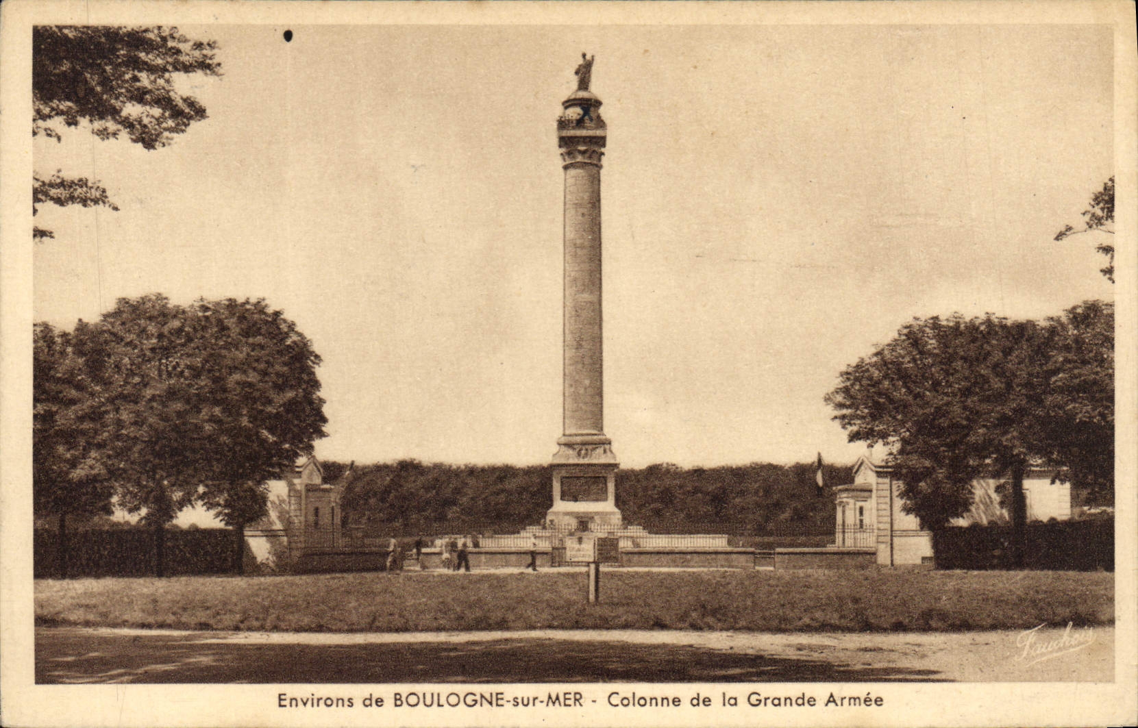 CPA Environs de Boulogne sur Mer Colonne de la Grande Armee 