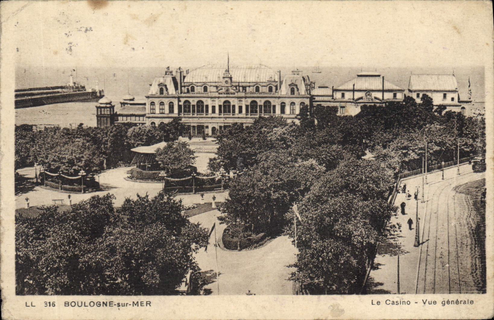 CPA Boulogne sur Mer Le Casino Vue Generale 