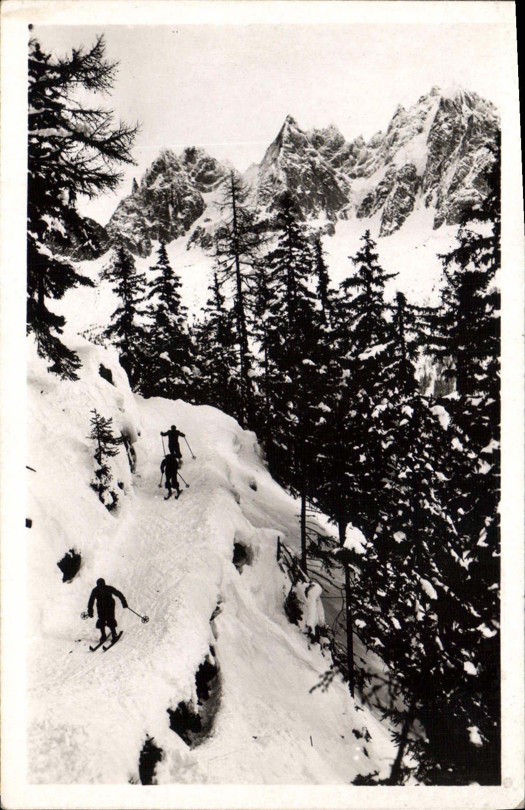 CPA Chamonix Teleferique de Plan Praz Piste de ski du pylone