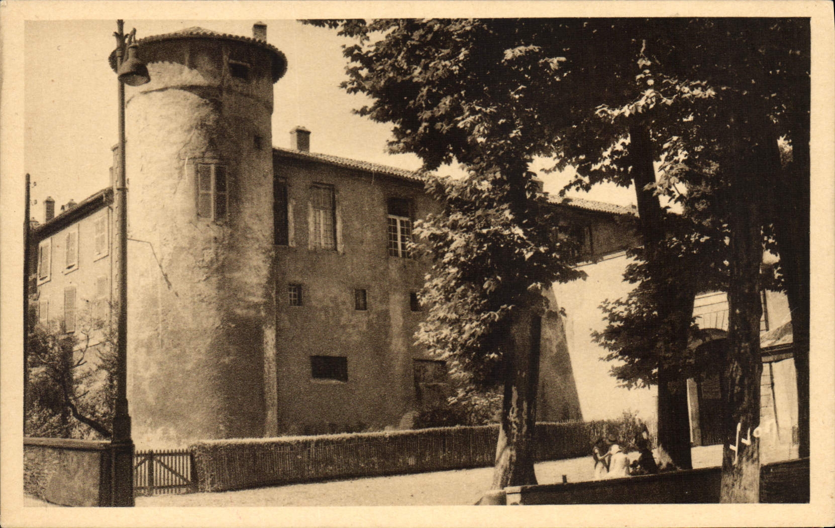 CPA Bayonne Basses Pyrenees Le Chateau Vieux 