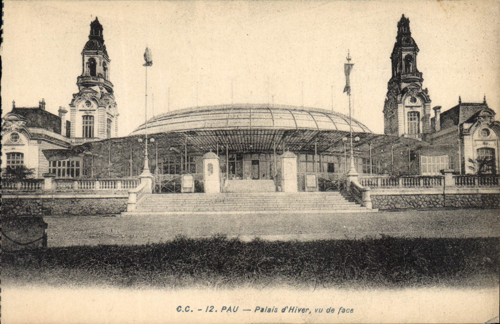 CPA Pau Palais d'Hiber vu de face 