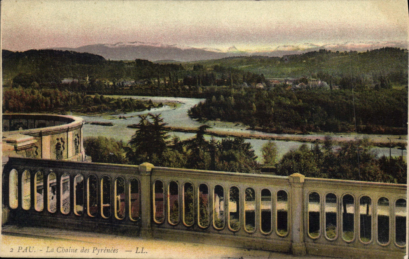 CPA Pau La Chaine des Pyrenees 