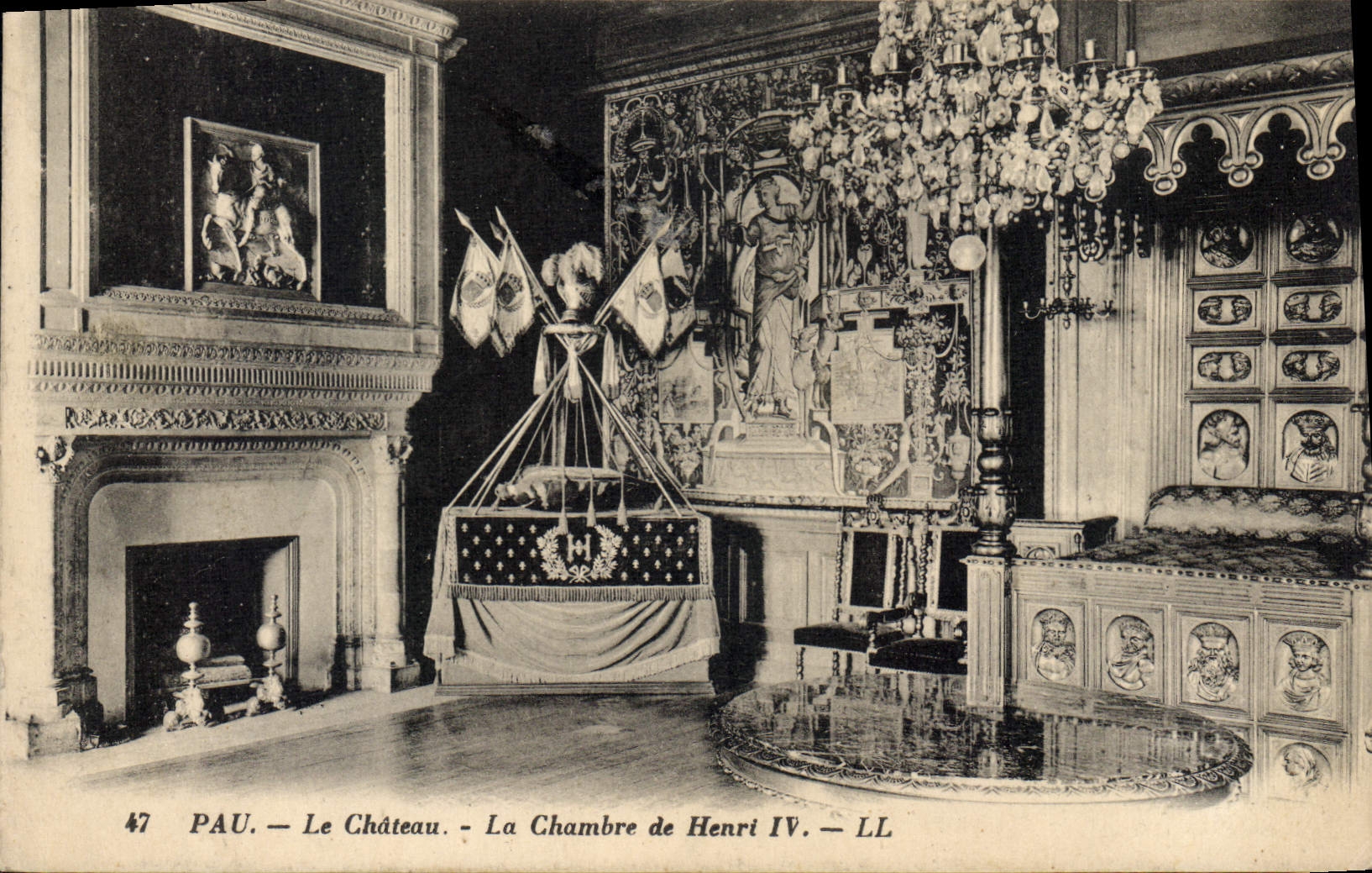 CPA Pau Le Chateau La Chambre de Henri IV 