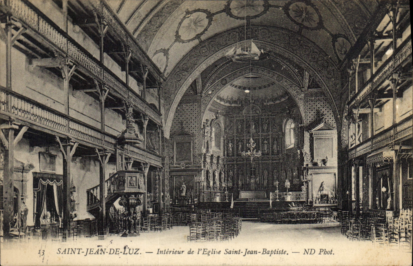 CPA Saint Jean de Luz Interieur de l'Eglise Saint Jean Baptiste 