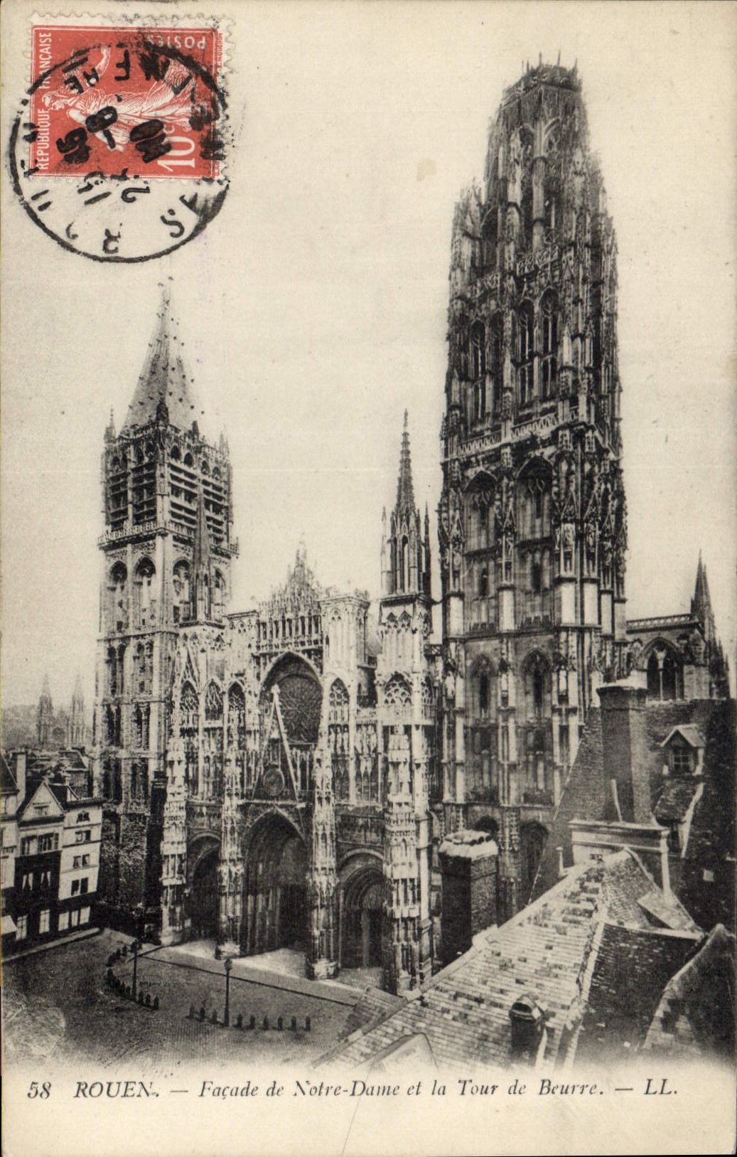 CPA Rouen Facade de Notre Dame et la Tour de Beurre 