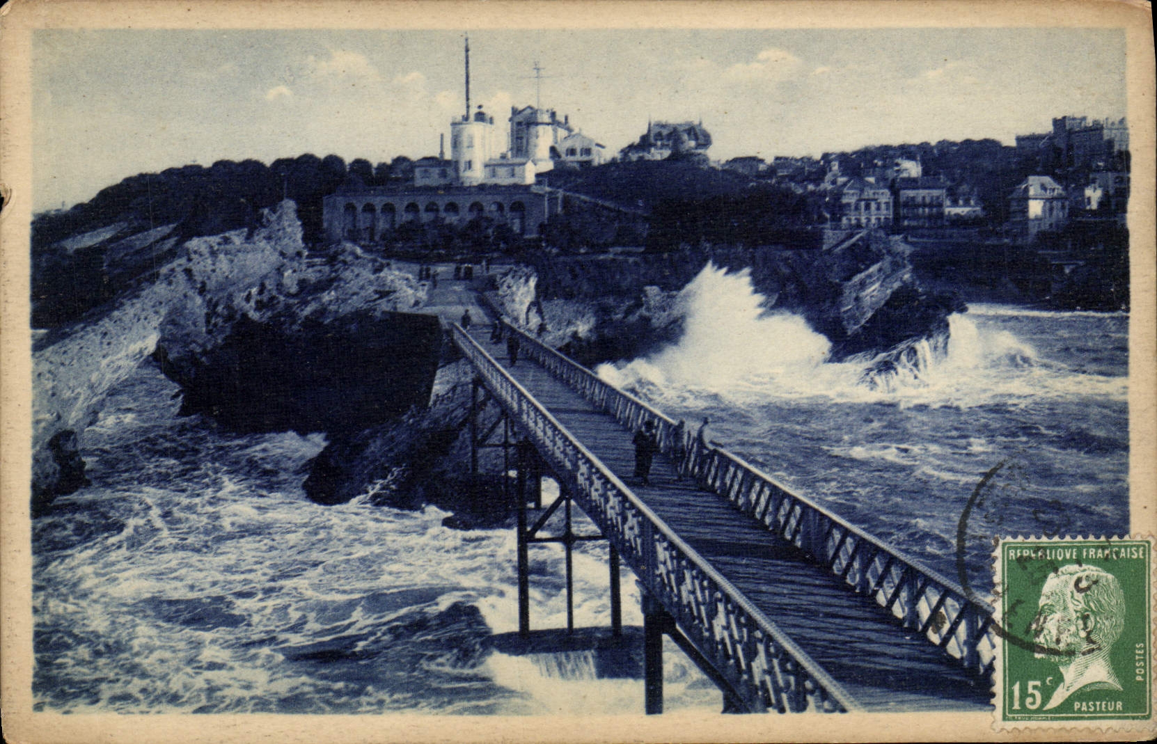 CPA Biarritz Vue generale de l'Attalaye et du Port Vieux 