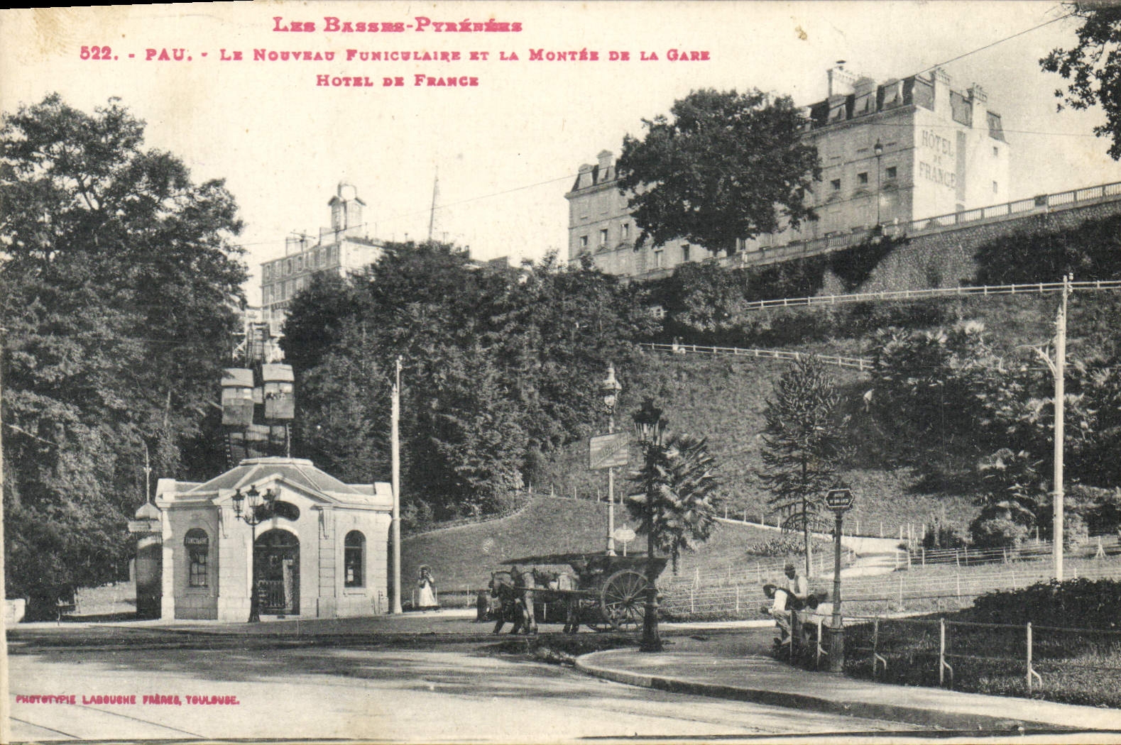 CPA Pau Le Noeveau Funiculaire et la Montee de la Gare Hotel de France