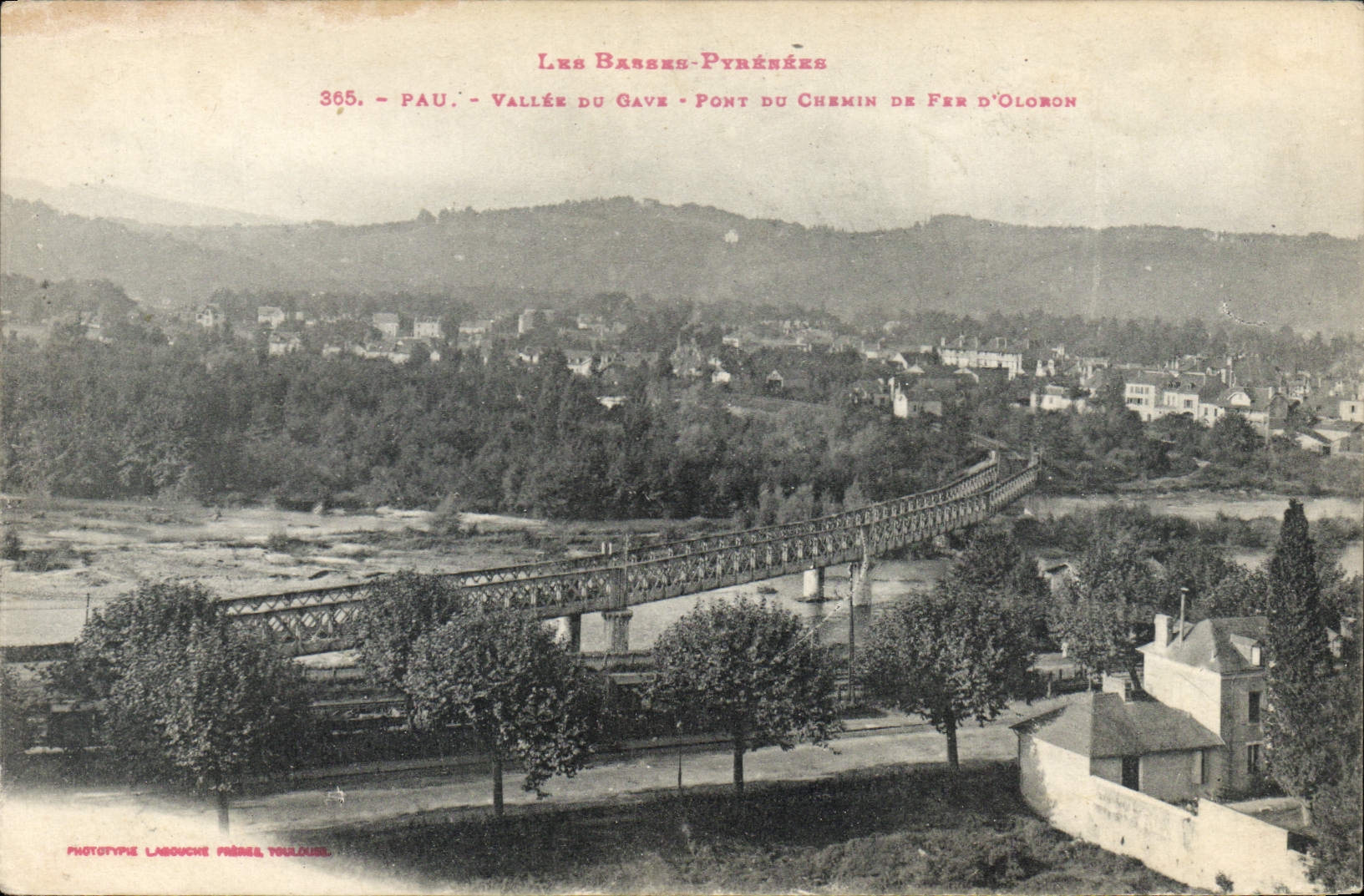 CPA Pau Vallee du Gave Pont du Chemin de fer d'Oloron