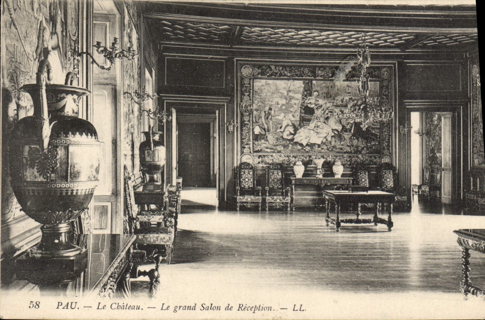 CPA Pau Le Chateau Le grand Salon de Reception 