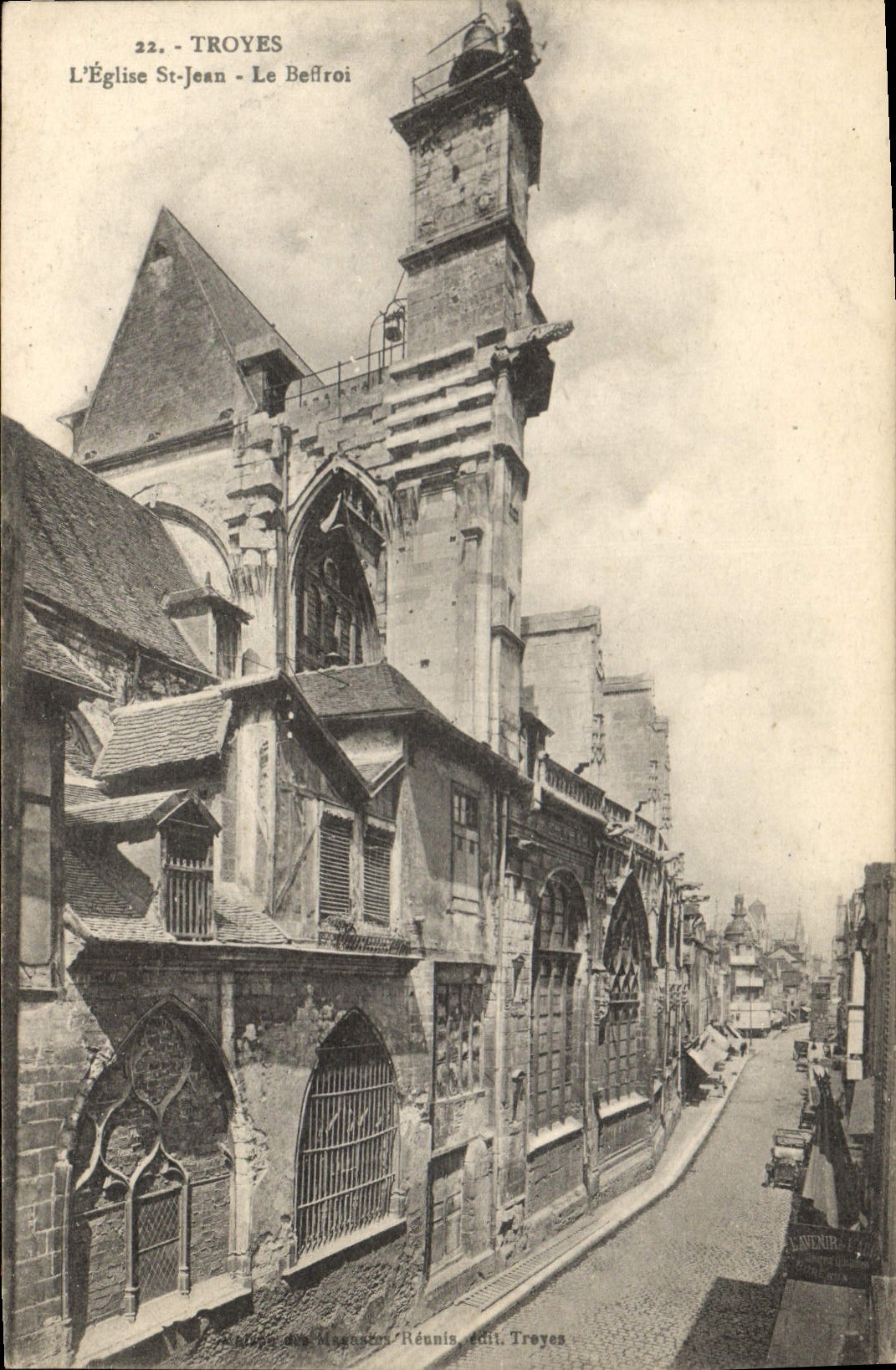 CPA Troyes L'Eglise St Jean Le Beffroi 