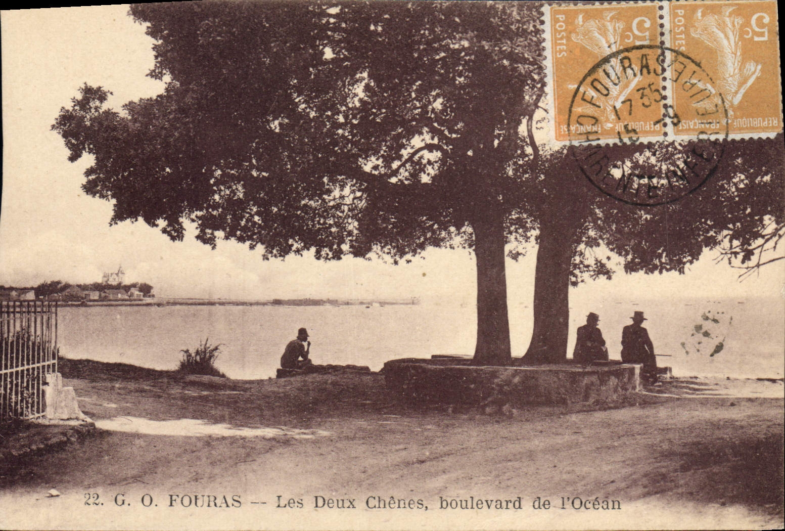 CPA Fouras Les Deux Chenes boulevard de l'Ocean
