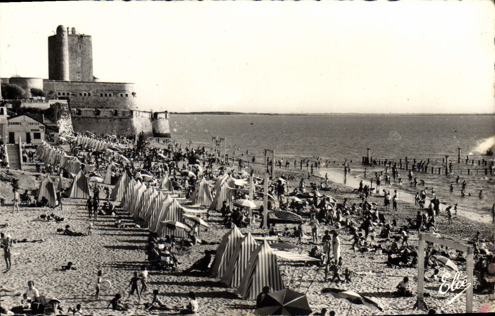 CPM Fouras L'heure du Bain 