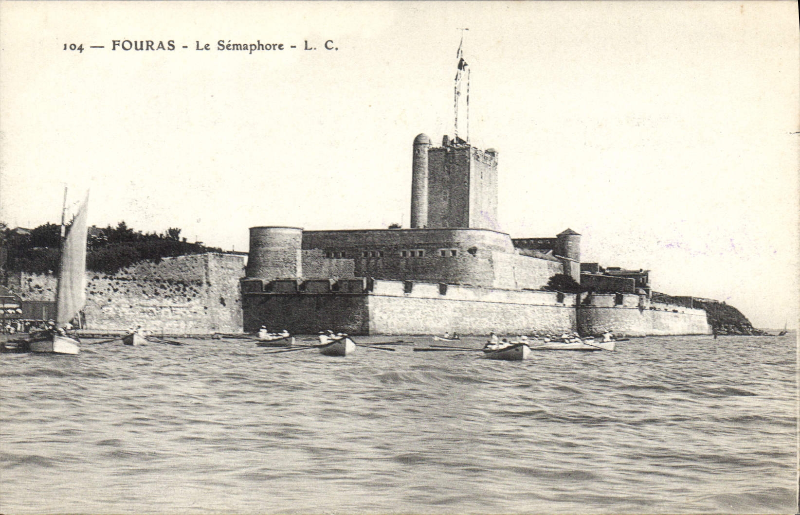 CPA Fouras Le Semaphore 