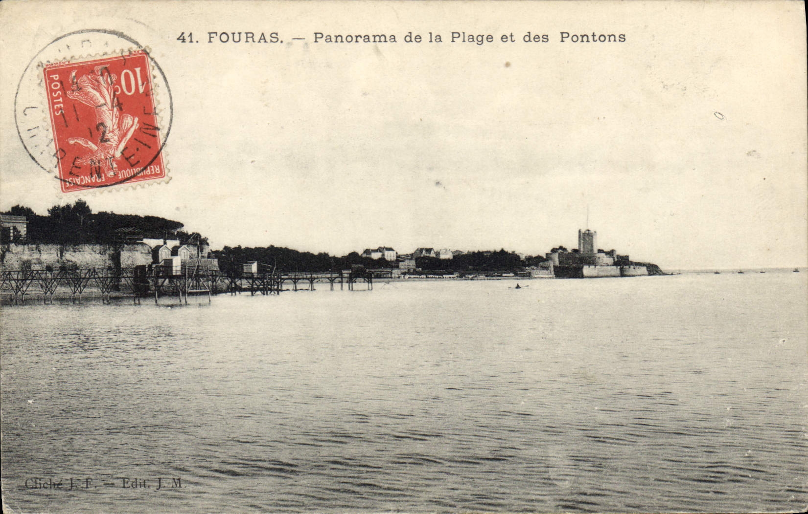 CPA Fouras Panorama de la Plage et des Pontons 