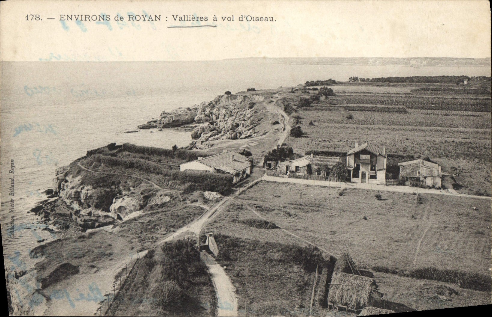 CPA Environs de Royan Vallieres a vol d'Oiseau
