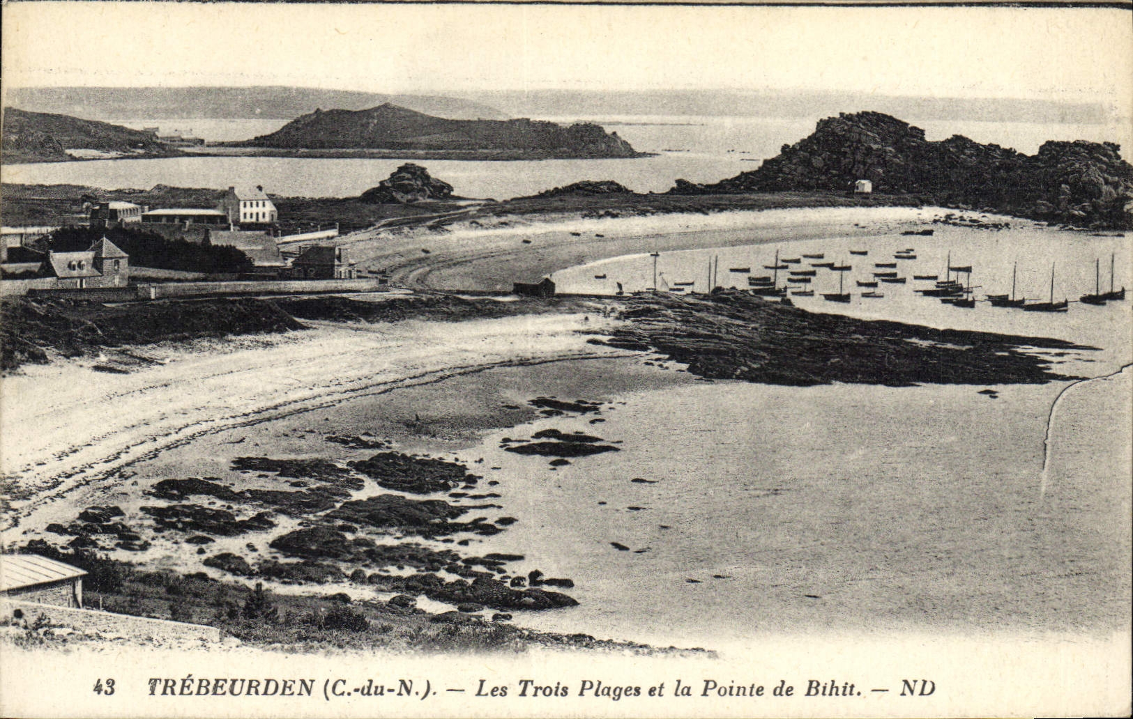CPA Trebeurden Les Trois Plages et la Pointe de Bihit