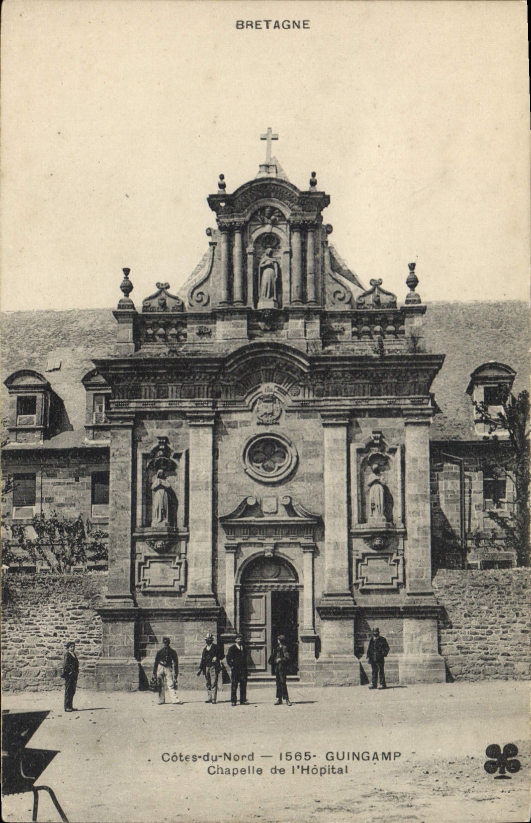 CPA Cotes du Nord 1565 Guingamp Chapelle de l'Hospital