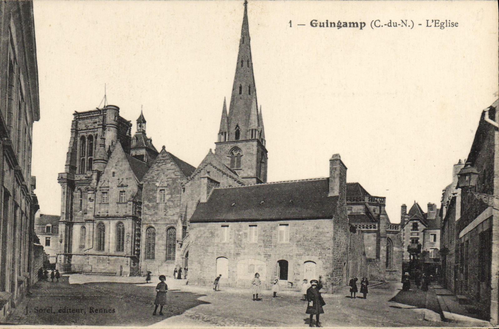 CPA Guingamp L'Eglise 