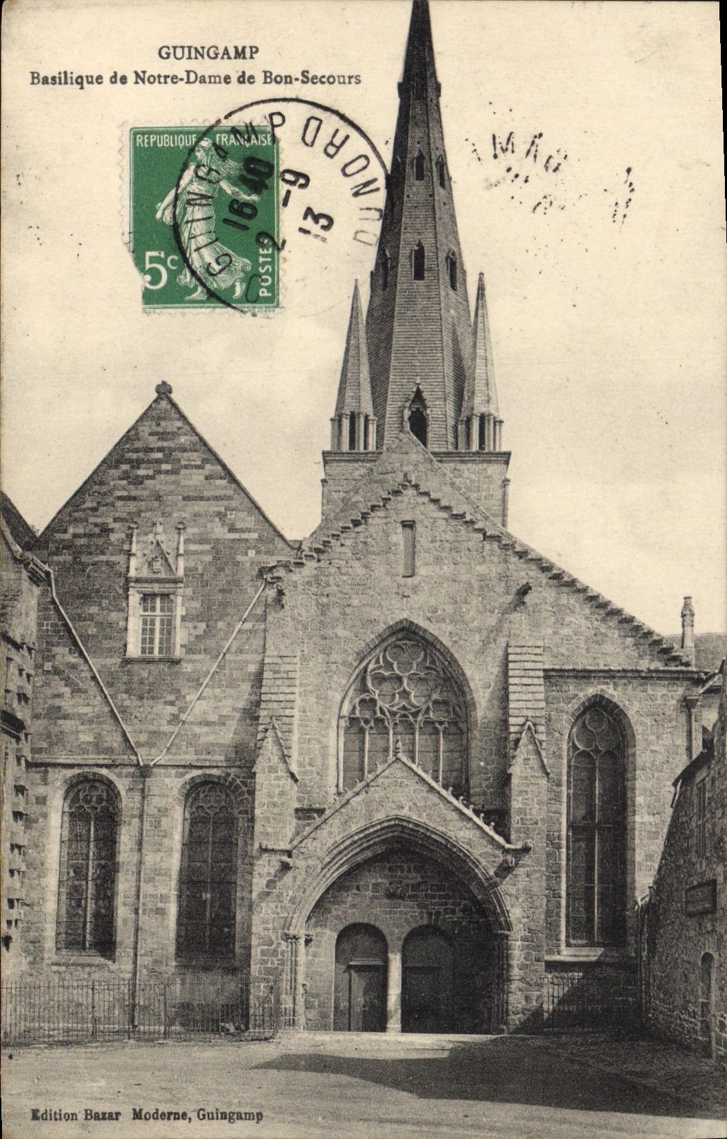 CPA Guingamp Basilique de Notre Dame de Bon Secours