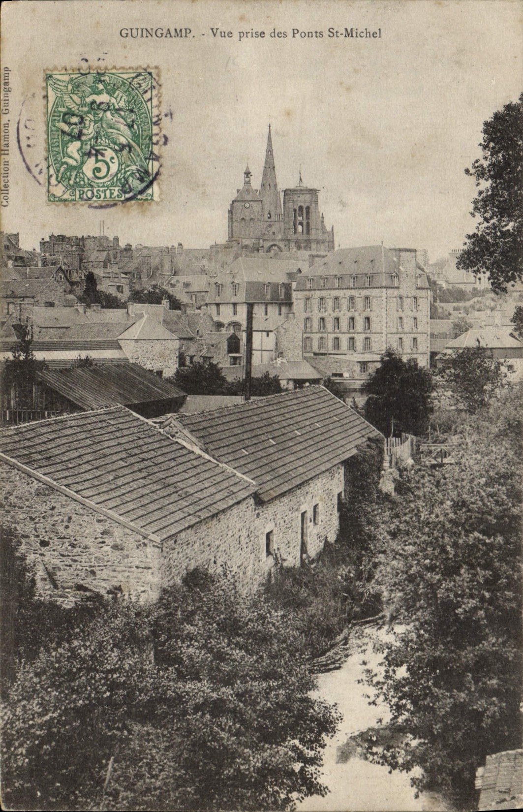 CPA Guingamp Vue prise des Ponts St Michel