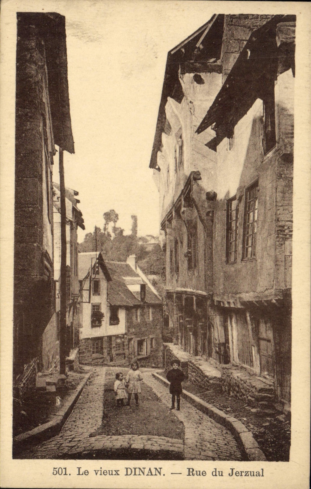 CPA Le vieux Dinan Rue du Jerzual 