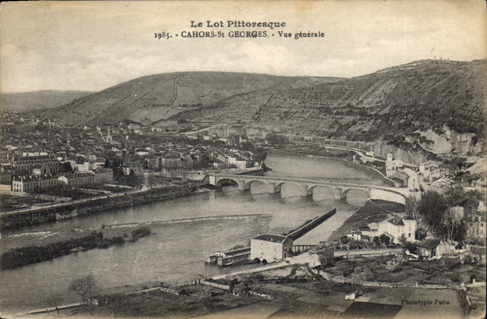 CPA Cahors St Georges Vue generale 