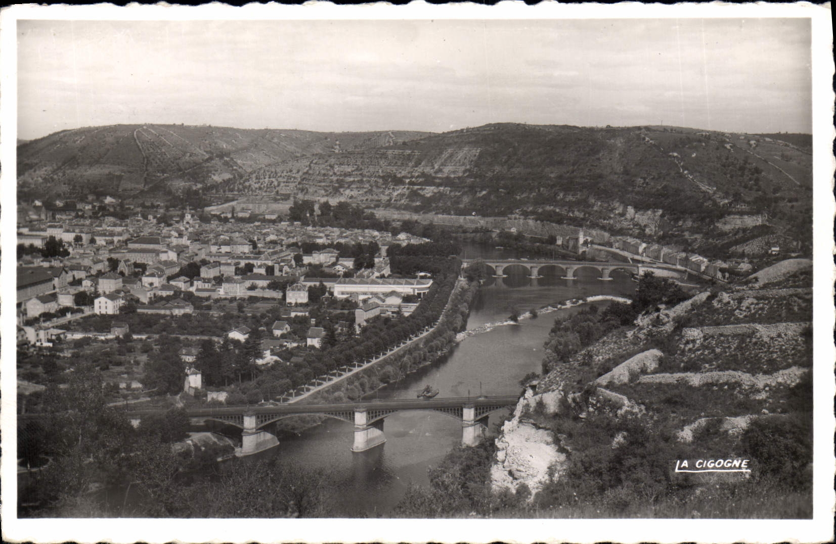 CPM Cahors Le pont du chemin de fer et le pont Louis Philippe