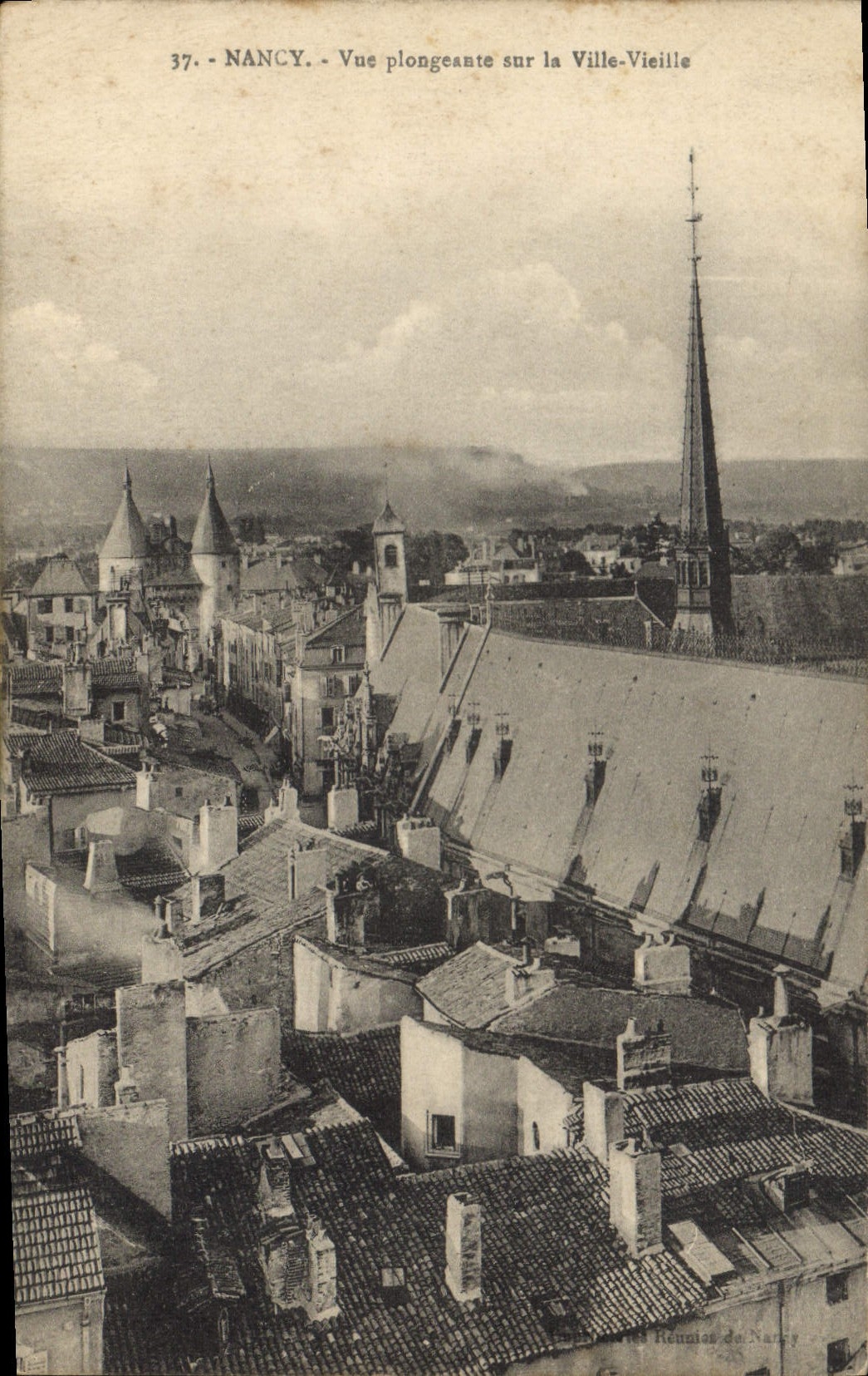 CPA Nancy Vue plongeante sur la Ville Vieille 