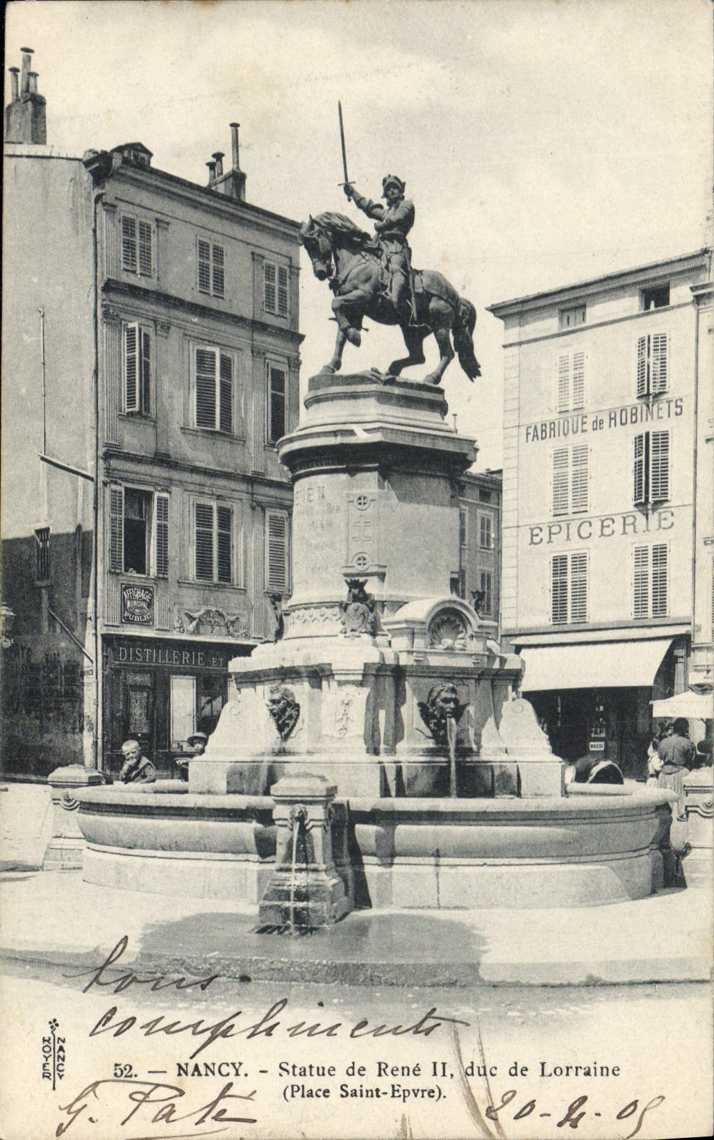 CPA Nancy Statue de Renee II duc de Lorraine Place Saint Epvre