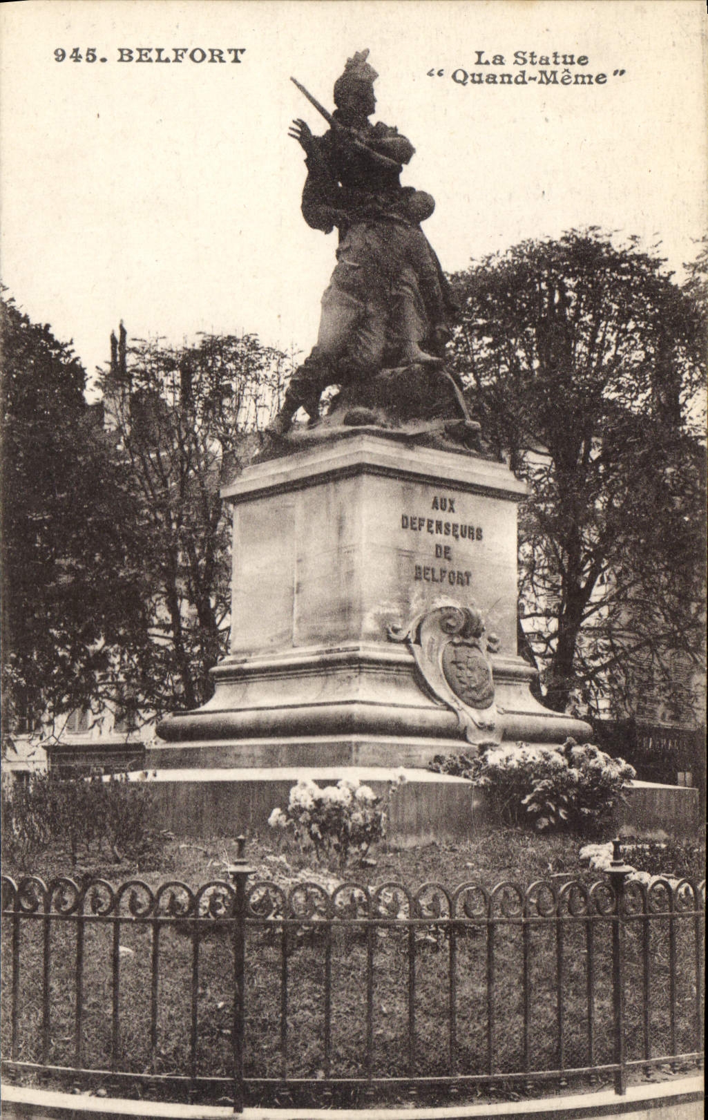 CPA Belfort La Statue Quand Meme 