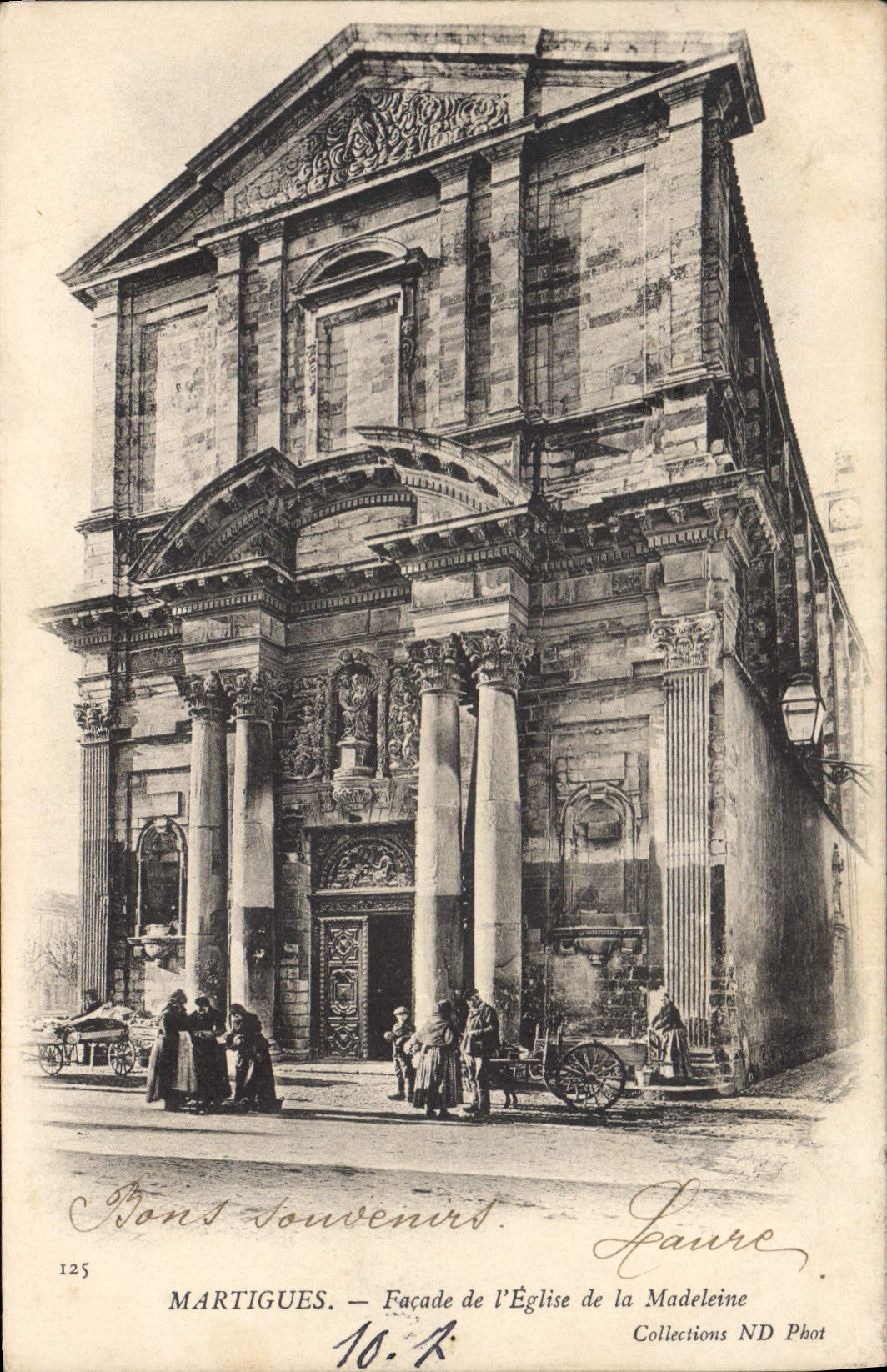 CPA Martigues Facade de l'Eglise de la Madeleine